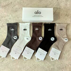Alo Yoga Socks 5 Pack